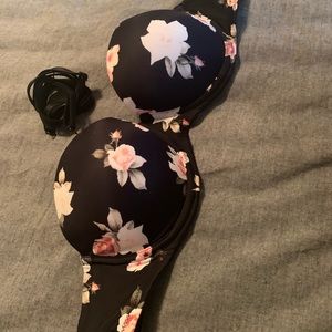 Pink Victoria secret multi-way push-up bra